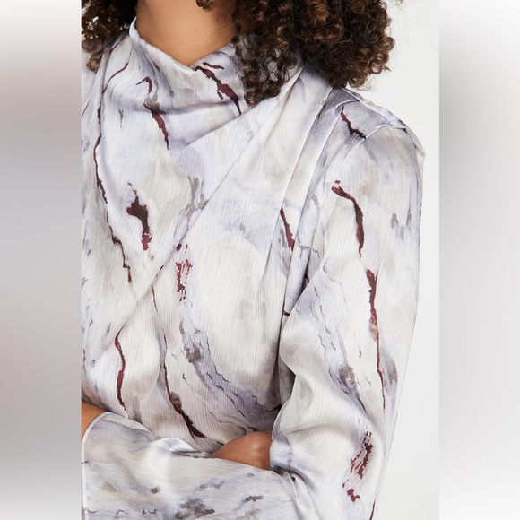 Amanda Uprichard Fabienne Top - Picture 3 of 4